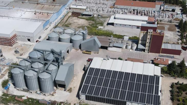 Çorum OSB'de fabrikaların çatıları güneş panelleriyle kaplanıyor